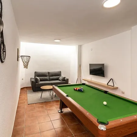 The Jungle - 4bdr Private Pool/jacuzzi/bbq Villa
